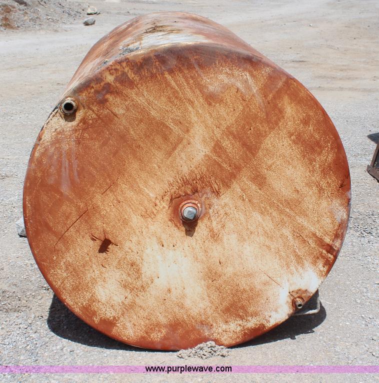 image for item AM9308 (3) fuel tanks