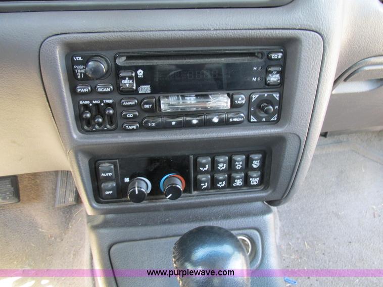 image for item AN9059 1997 Dodge Intrepid ES