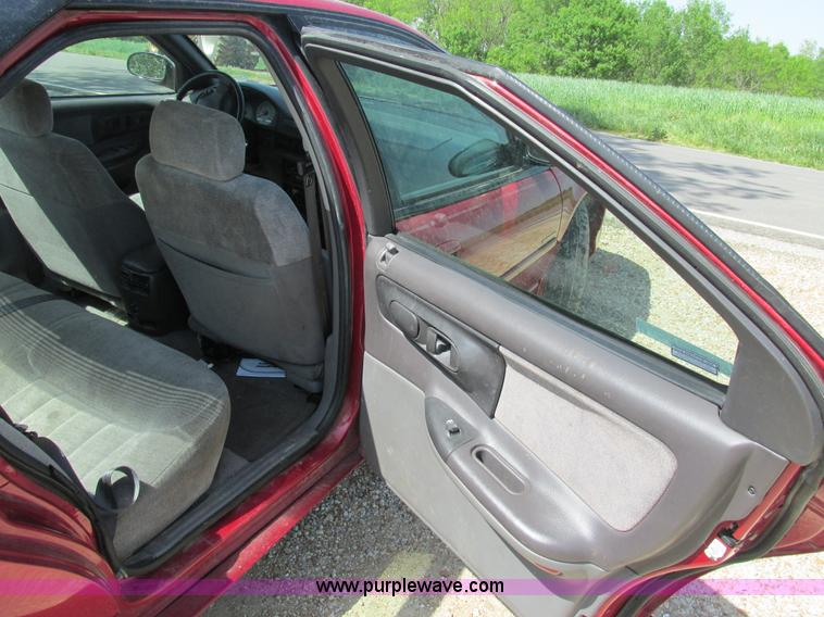 image for item AN9059 1997 Dodge Intrepid ES