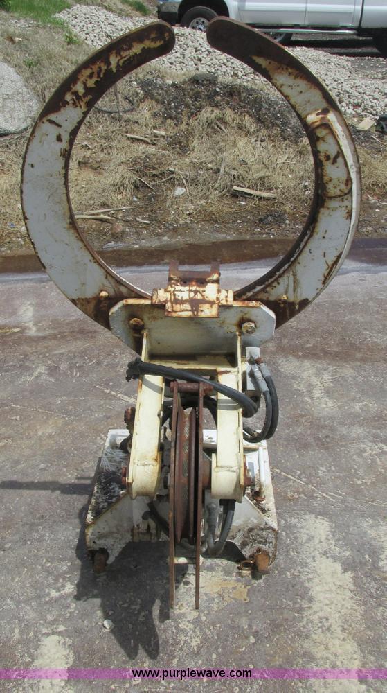image for item AN9070 Hydraulic pole grapple