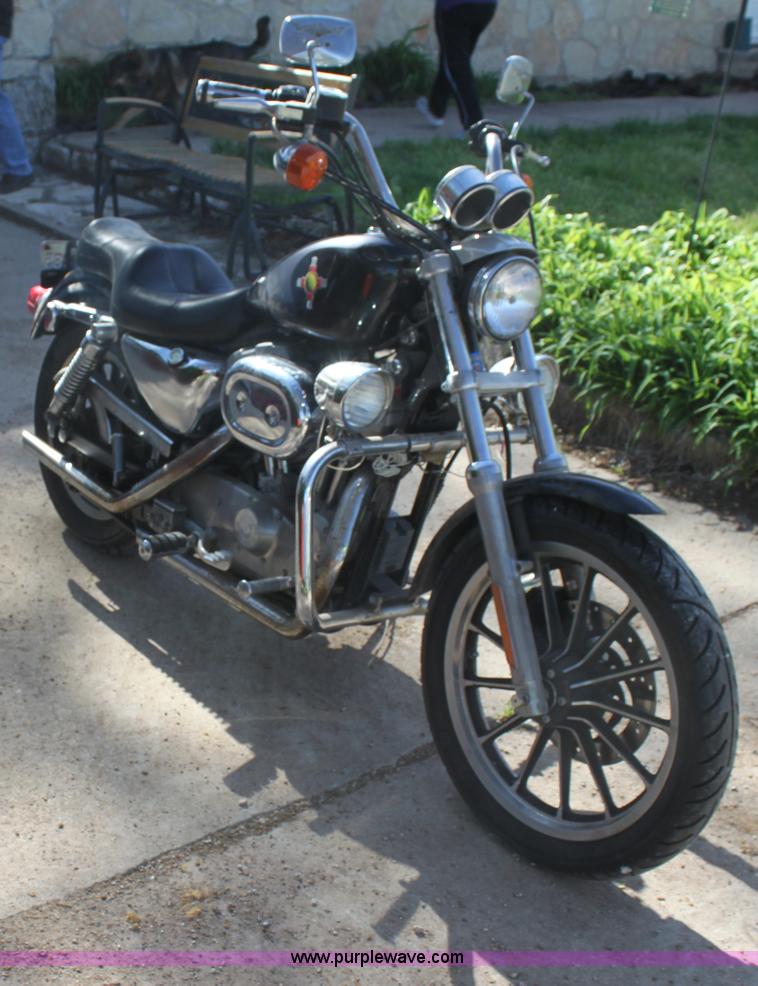 image for item AN9900 2001 Harley Davidson XL1200 motorcycle