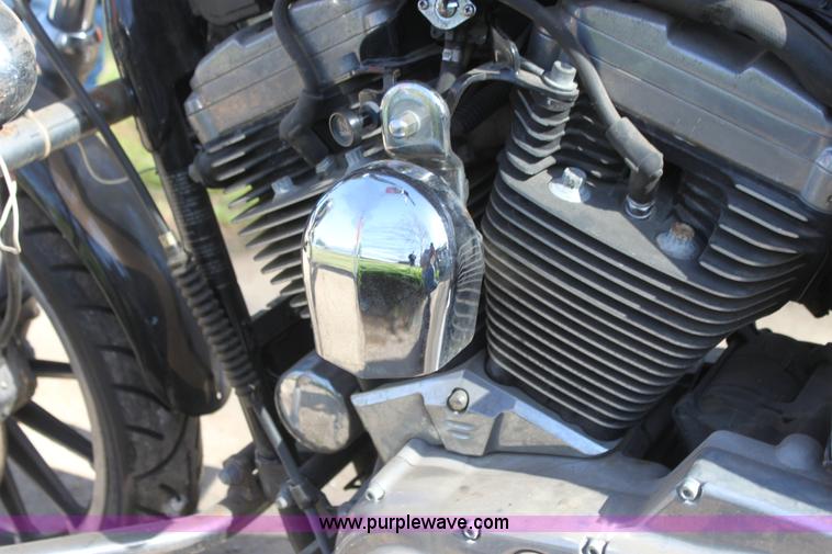 image for item AN9900 2001 Harley Davidson XL1200 motorcycle