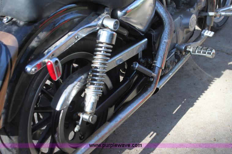 image for item AN9900 2001 Harley Davidson XL1200 motorcycle