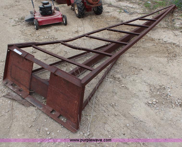 image for item AZ9828 Skid steer boom attachment