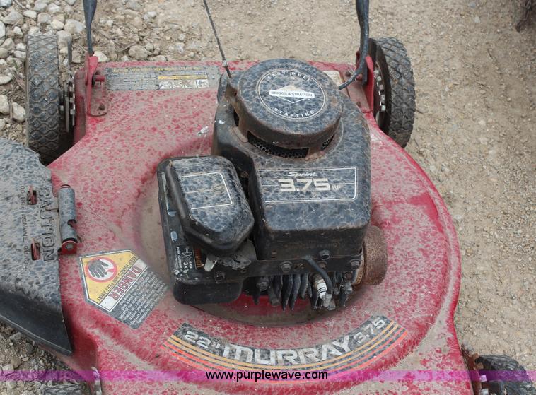 image for item AZ9830 Assorted lawn and garden equipment