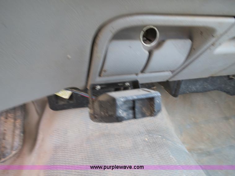 image for item B4901 2000 Chevrolet 2500 pickup truck