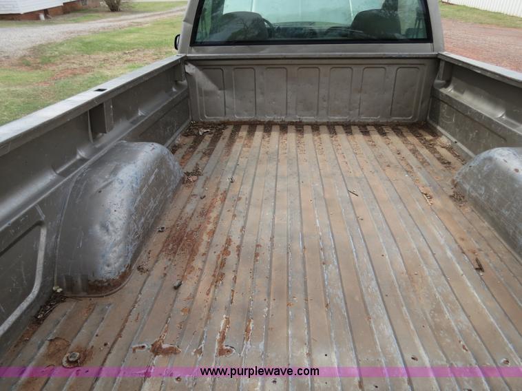 image for item B4901 2000 Chevrolet 2500 pickup truck