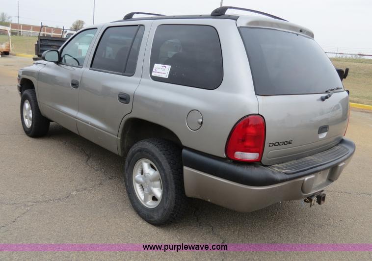 image for item B4903 2000 Dodge Durango SUV