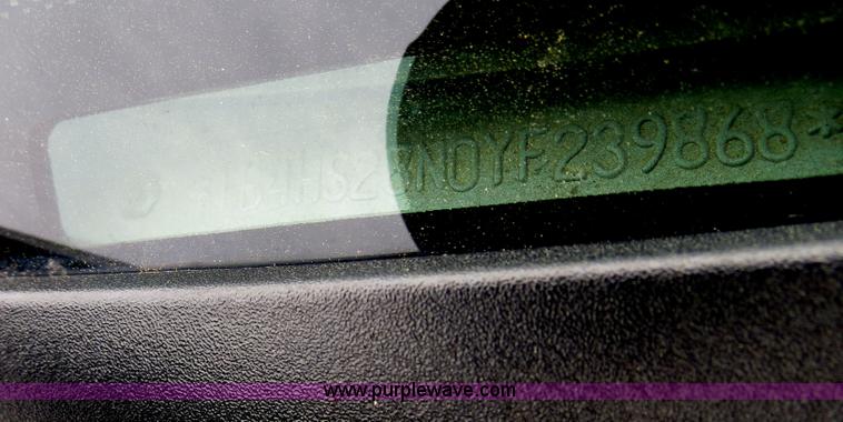 image for item B4903 2000 Dodge Durango SUV