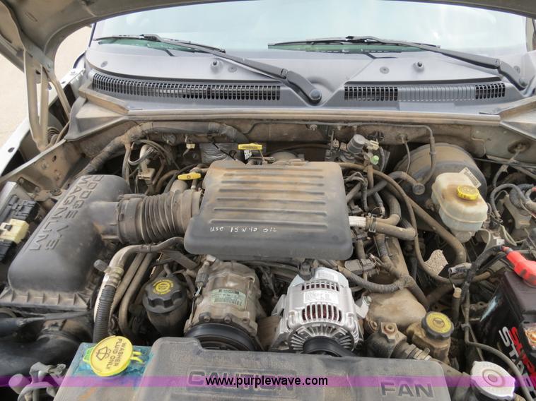 image for item B4903 2000 Dodge Durango SUV