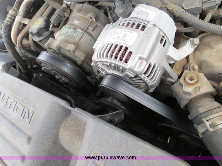 image for item B4903 2000 Dodge Durango SUV