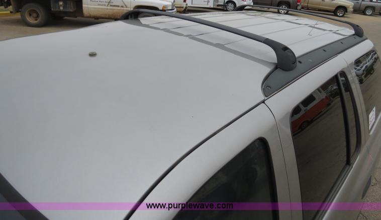 image for item B4903 2000 Dodge Durango SUV