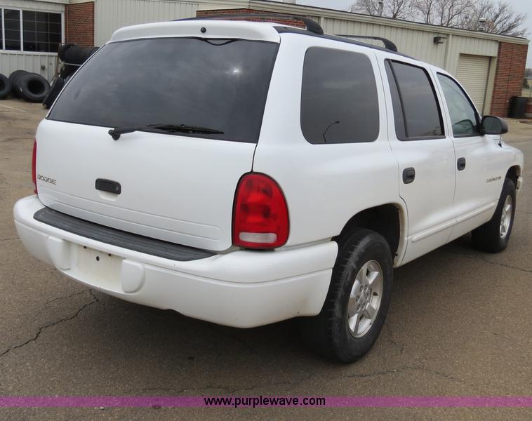 image for item B4904 2001 Dodge Durango SUV