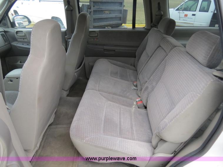image for item B4904 2001 Dodge Durango SUV