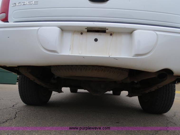 image for item B4904 2001 Dodge Durango SUV