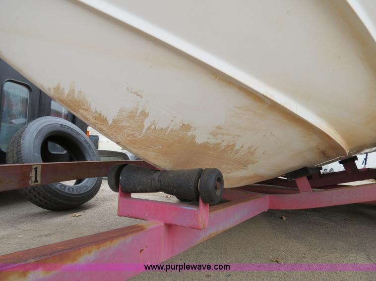 image for item B4905 1994 Cobalt 200 19.5' bowrider boat