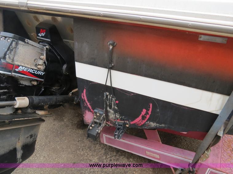 image for item B4905 1994 Cobalt 200 19.5' bowrider boat