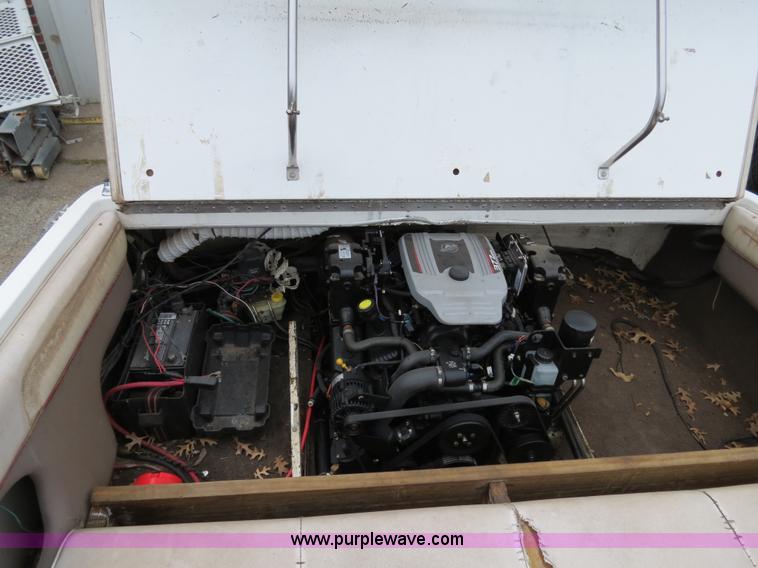 image for item B4905 1994 Cobalt 200 19.5' bowrider boat