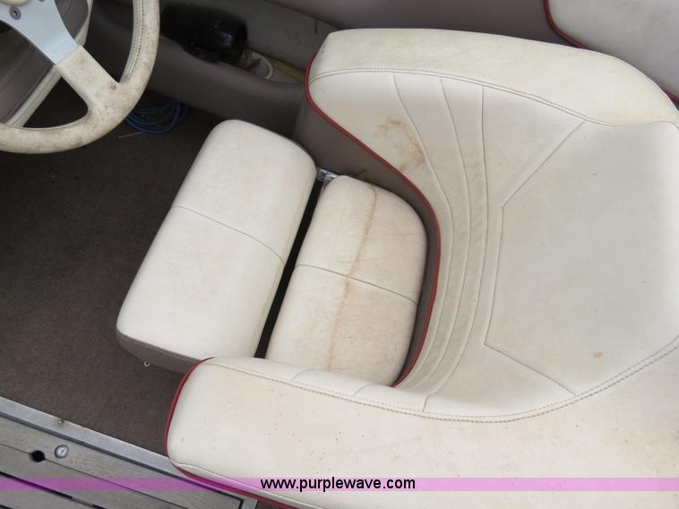 image for item B4905 1994 Cobalt 200 19.5' bowrider boat