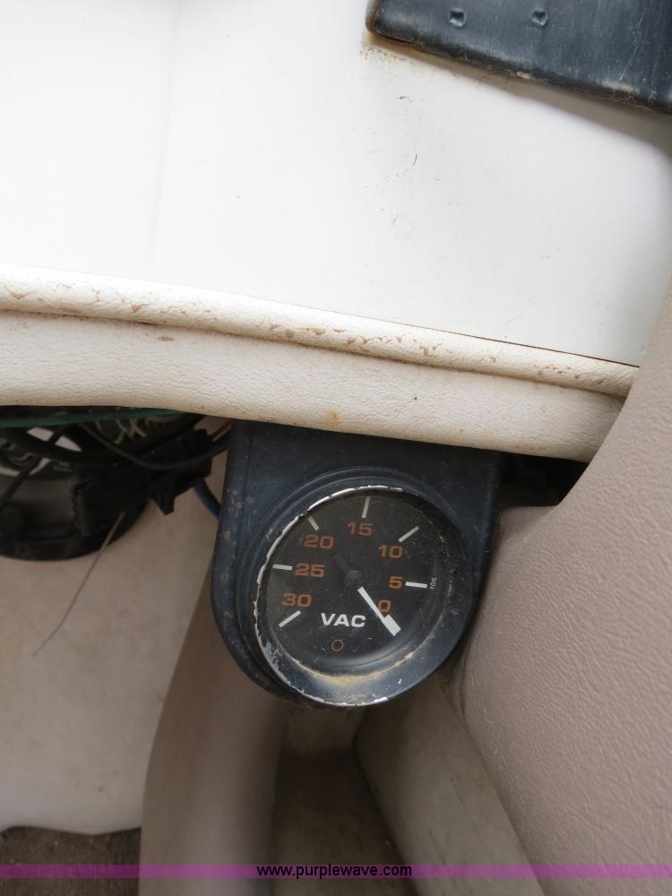 image for item B4905 1994 Cobalt 200 19.5' bowrider boat