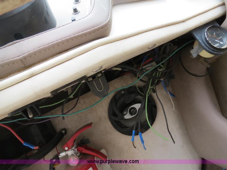 image for item B4905 1994 Cobalt 200 19.5' bowrider boat