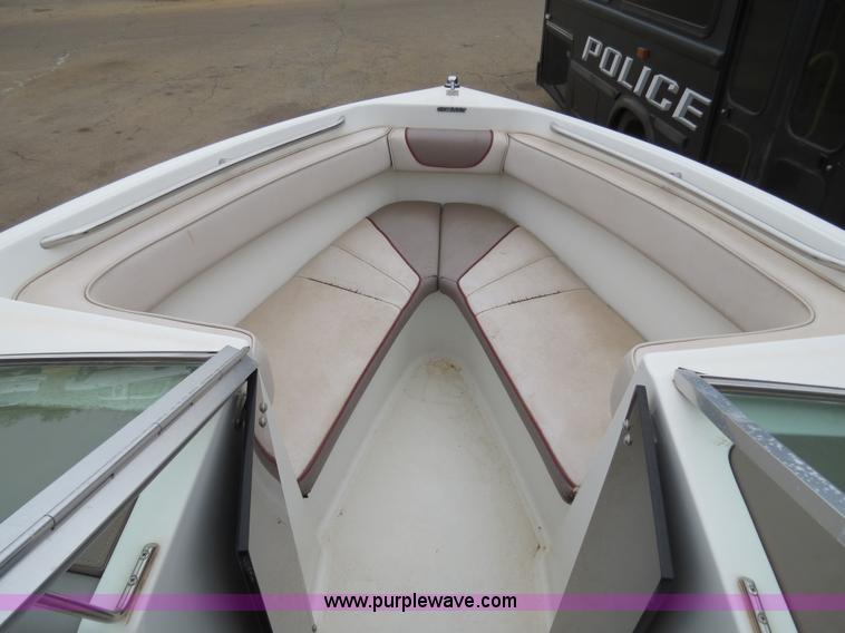 image for item B4905 1994 Cobalt 200 19.5' bowrider boat