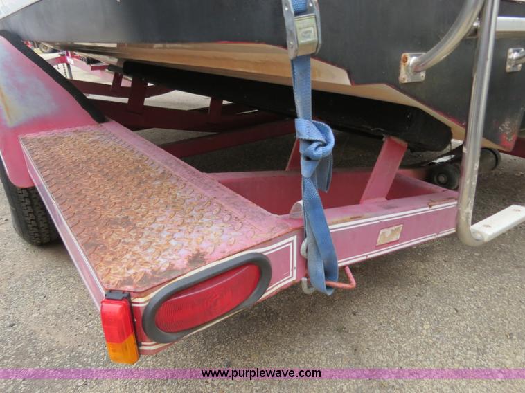 image for item B4905 1994 Cobalt 200 19.5' bowrider boat