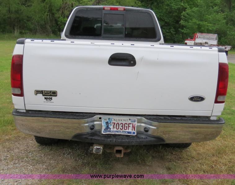 image for item B4911 2002 Ford F150 SuperCab pickup truck