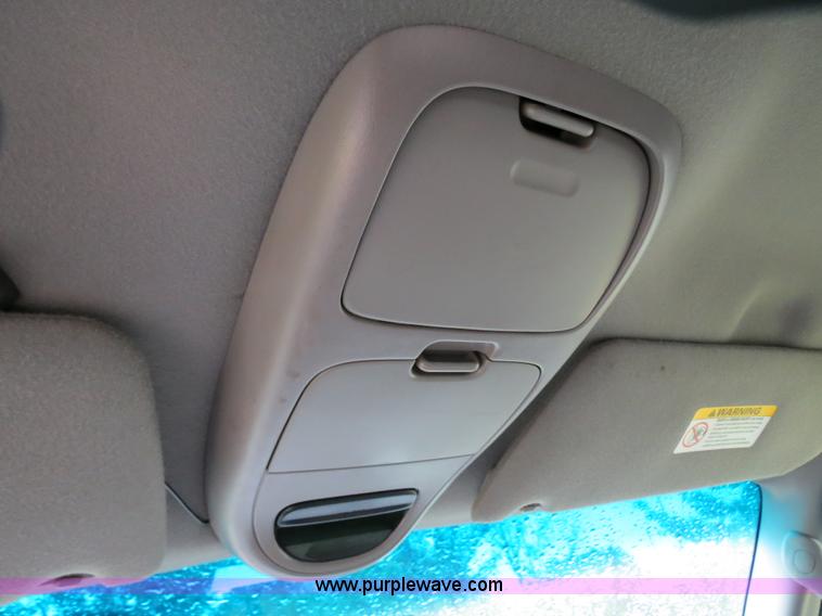 image for item B4911 2002 Ford F150 SuperCab pickup truck