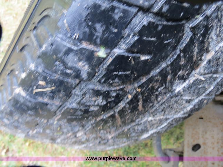 image for item B4911 2002 Ford F150 SuperCab pickup truck