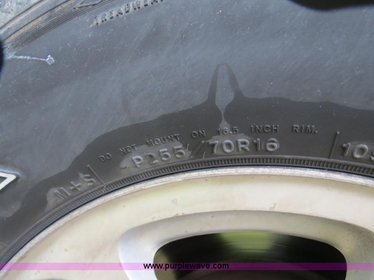 image for item B4911 2002 Ford F150 SuperCab pickup truck