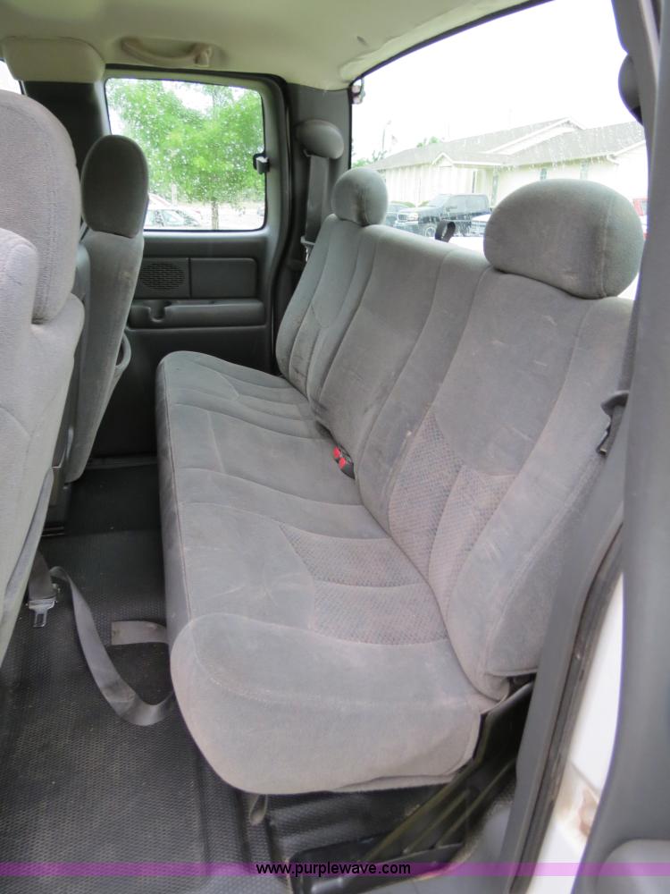 image for item B4912 2004 Chevrolet Silverado 1500 Ext. Cab pickup truck