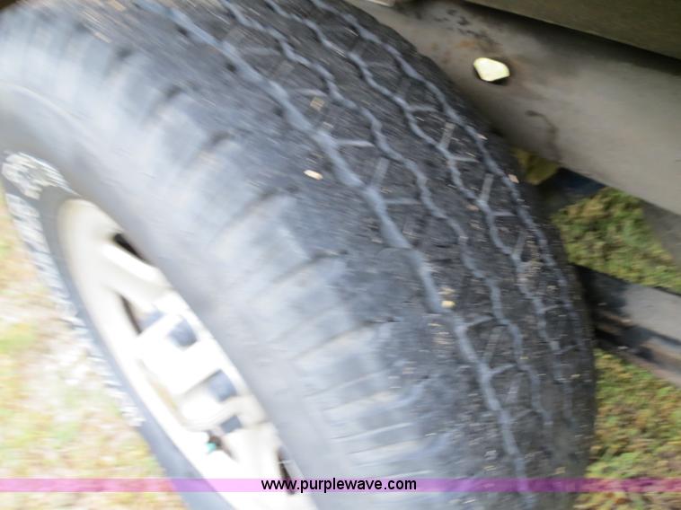 image for item B4912 2004 Chevrolet Silverado 1500 Ext. Cab pickup truck