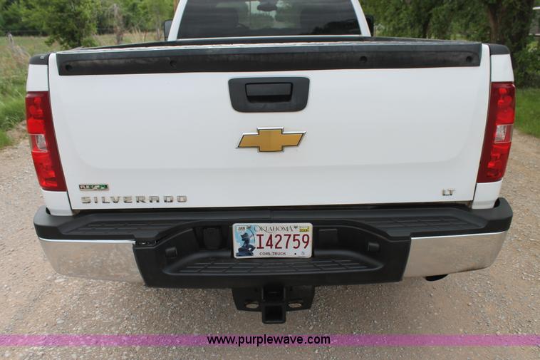 image for item C3853 2011 Chevrolet Silverado 2500HD Ext. Cab pickup truck
