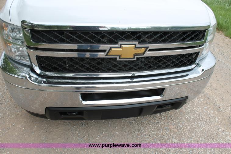 image for item C3853 2011 Chevrolet Silverado 2500HD Ext. Cab pickup truck