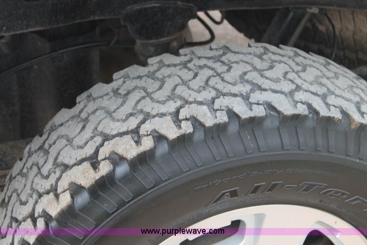 image for item C3853 2011 Chevrolet Silverado 2500HD Ext. Cab pickup truck