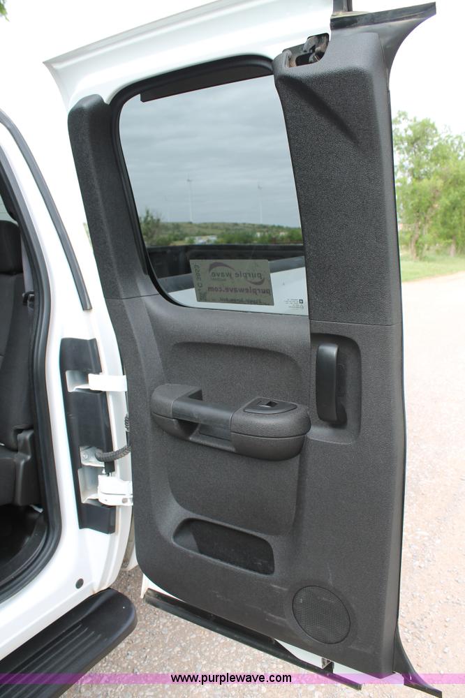 image for item C3853 2011 Chevrolet Silverado 2500HD Ext. Cab pickup truck
