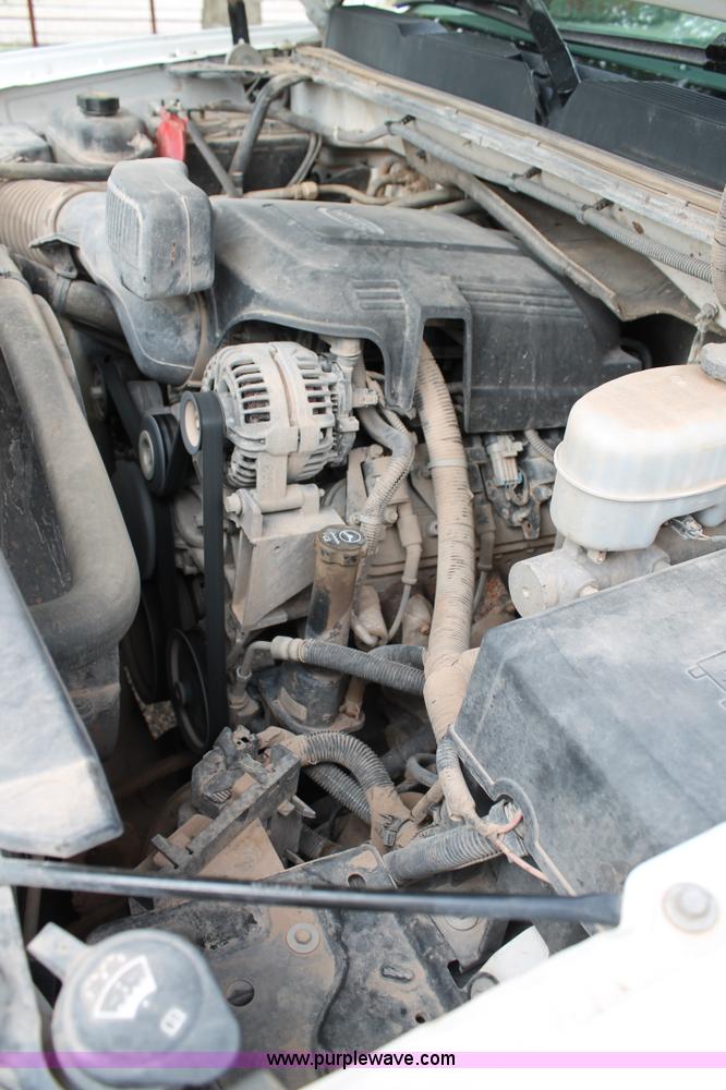 image for item C3853 2011 Chevrolet Silverado 2500HD Ext. Cab pickup truck