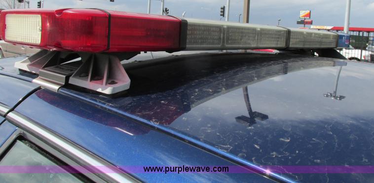 image for item F4870 2006 Ford Crown Victoria Police Interceptor
