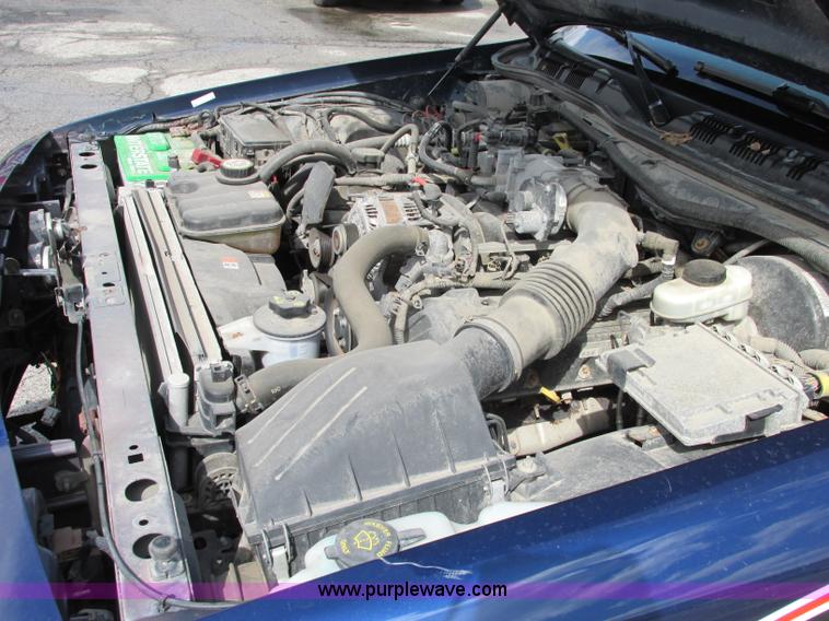 image for item F4870 2006 Ford Crown Victoria Police Interceptor