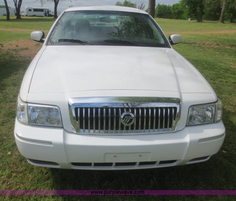 image for item F6910 2009 Mercury Grand Marquis LS Ultimate