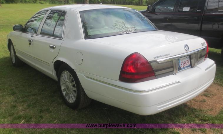 image for item F6910 2009 Mercury Grand Marquis LS Ultimate