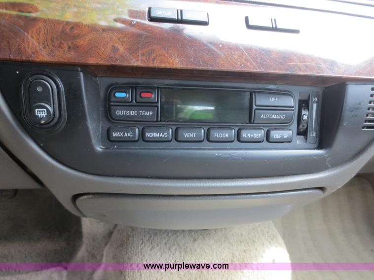 image for item F6910 2009 Mercury Grand Marquis LS Ultimate