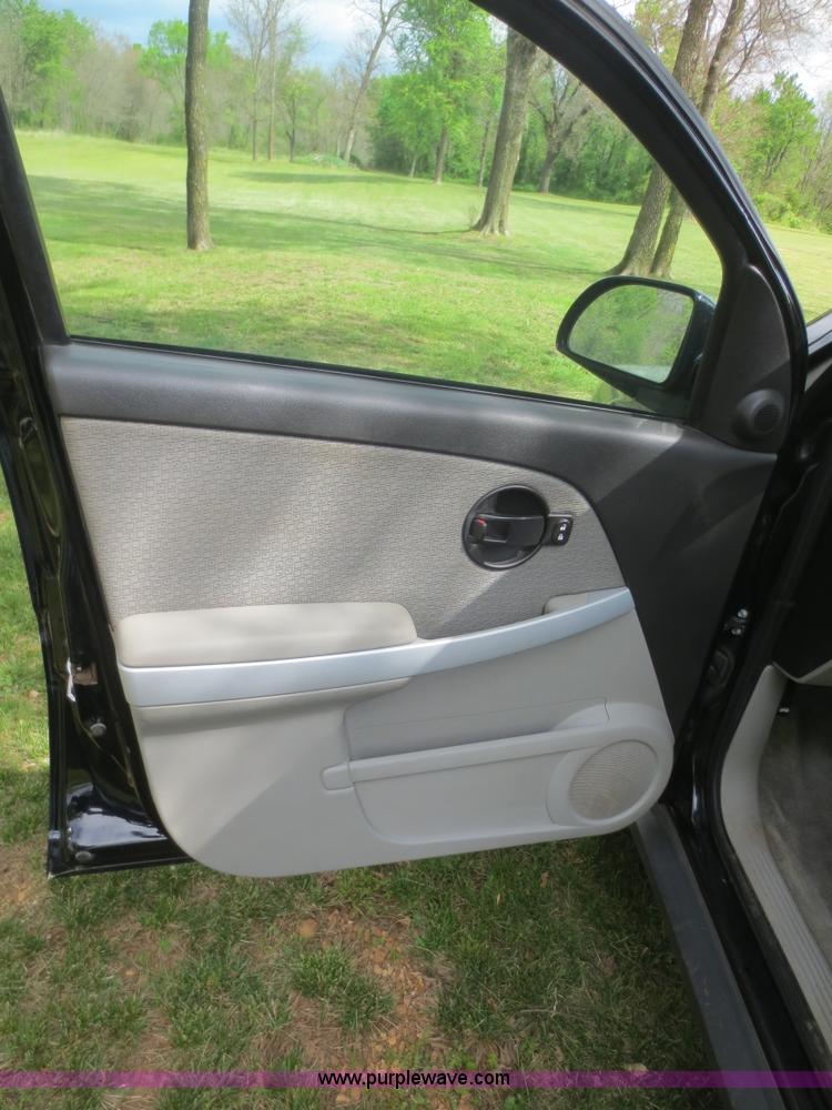 image for item F6911 2007 Chevrolet Equinox LT SUV