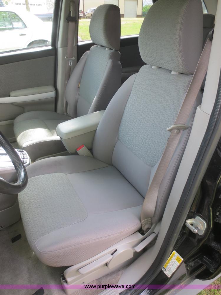 image for item F6911 2007 Chevrolet Equinox LT SUV