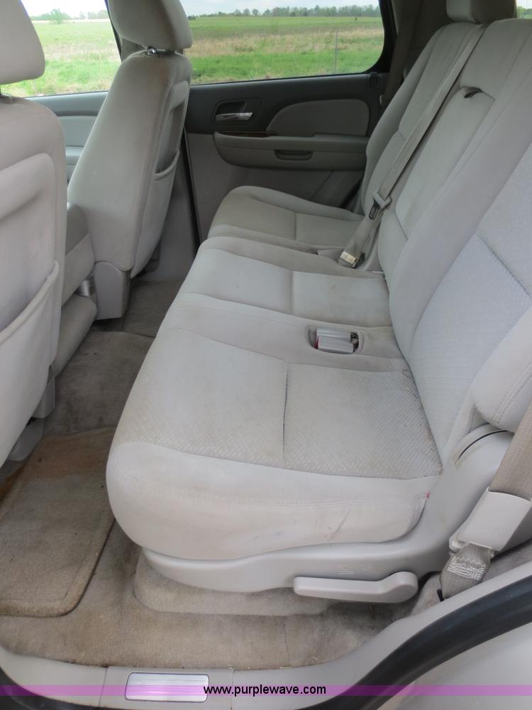 image for item F6921 2007 GMC Yukon SUV