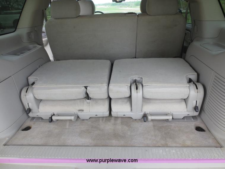 image for item F6921 2007 GMC Yukon SUV