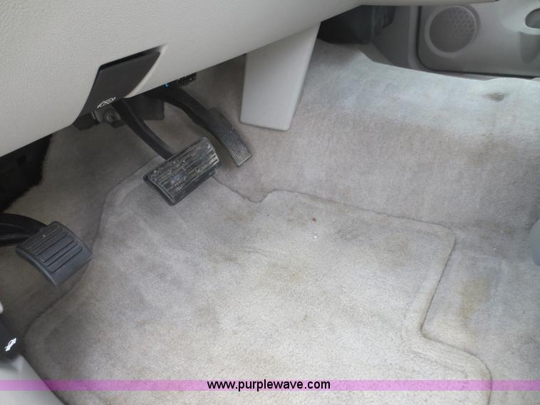 image for item F6921 2007 GMC Yukon SUV