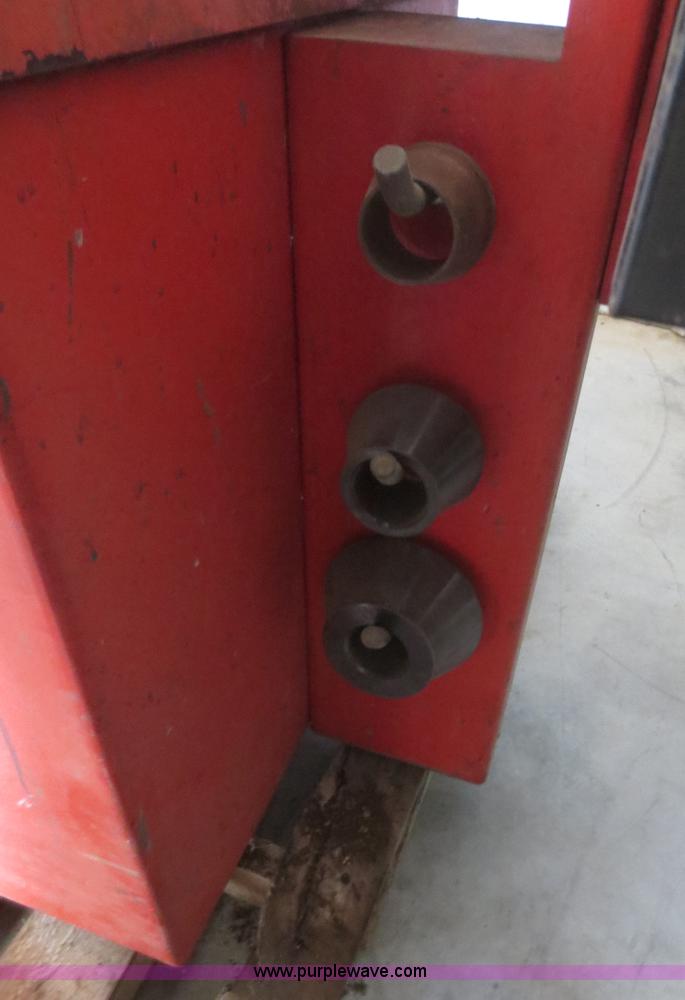 image for item F6937 Hunter System 700 tire balancer