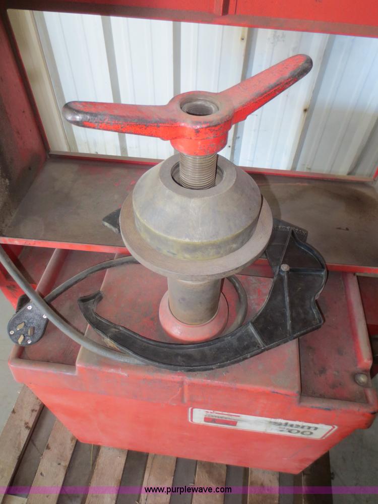 image for item F6937 Hunter System 700 tire balancer